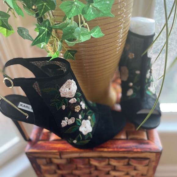 Karl Lagerfeld Shoes - Karl Lagerfeld Black Floral Women's Shoes- NWOT